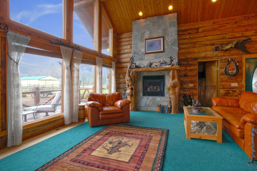 Very rustic log cabin Airbnb interior design 